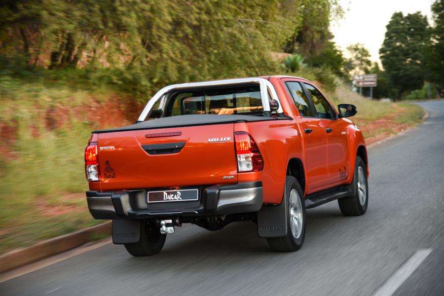  Toyota Hilux Dakar Double Cab 2018 года  (ZA) (фото 15 из 40)
